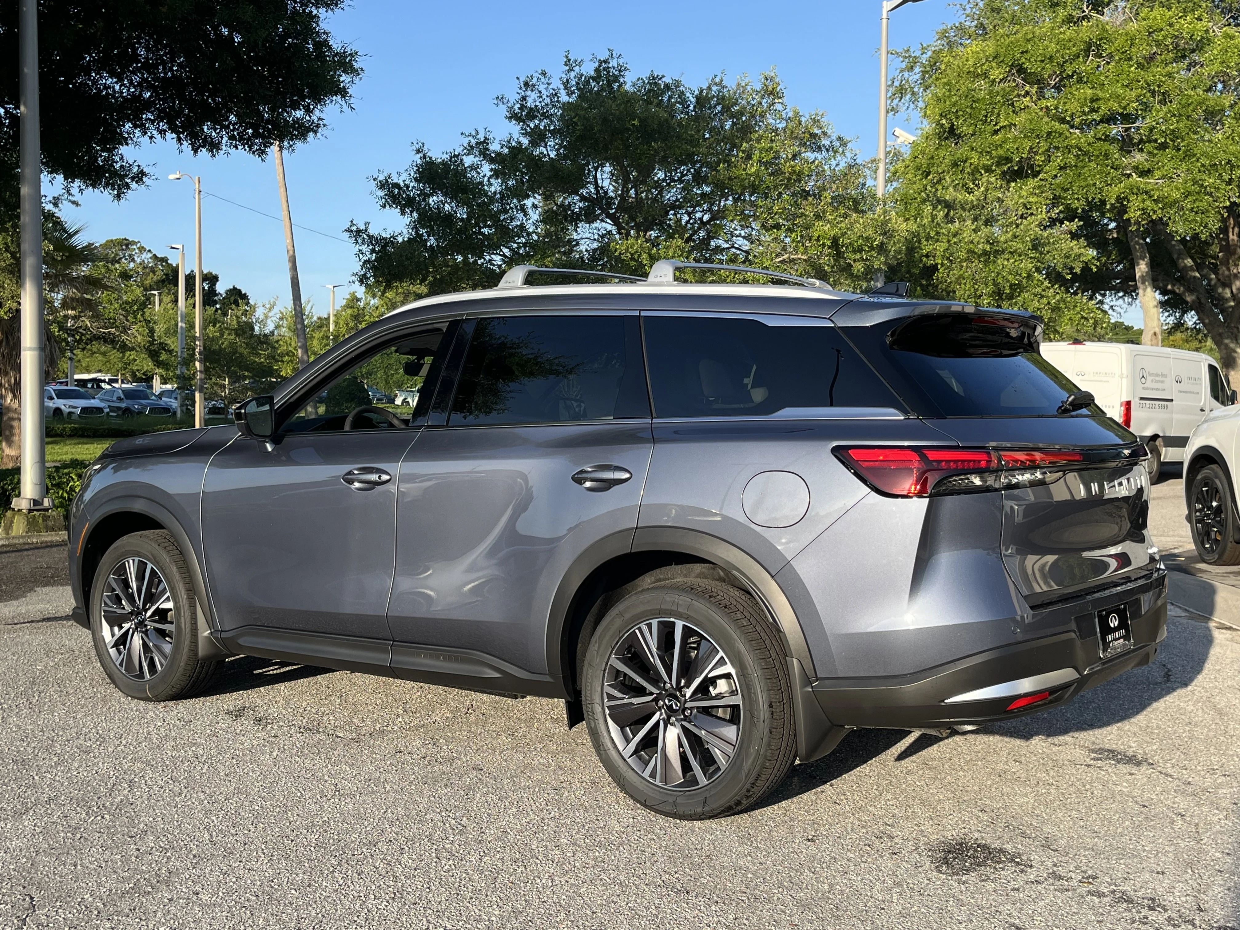 New 2027 Moonbow Blue INFINITI LUXE image 3