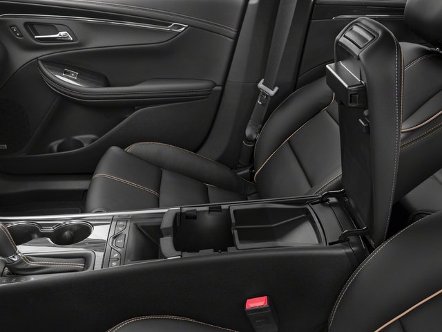 Used 2018 Silver Ice Metallic Chevrolet Premier image 18