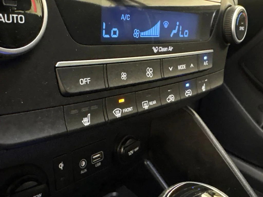 Used 2019 Red Hyundai Night image 40