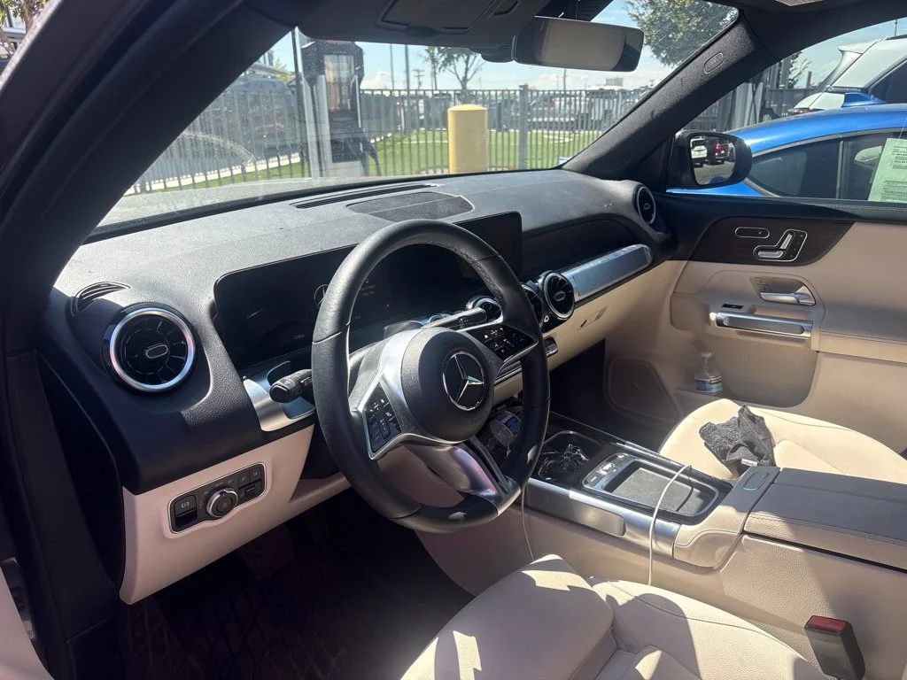 Used 2026  Mercedes-Benz GLB 250 image 9