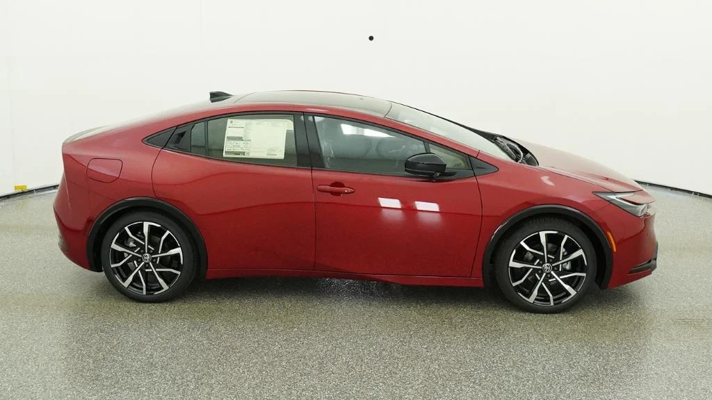 New 2026 Supersonic Red Toyota XSE Premium image 30