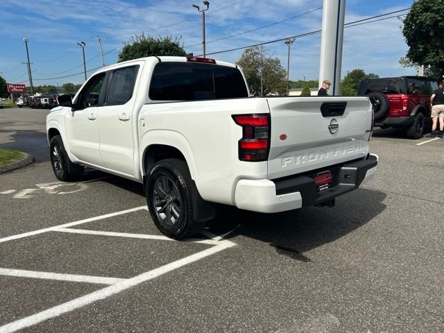 Used 2025 White Nissan SV image 5