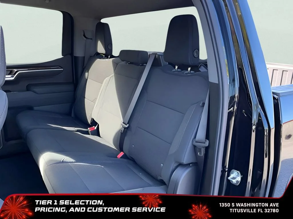 New 2026 Onyx Black GMC SLE image 7