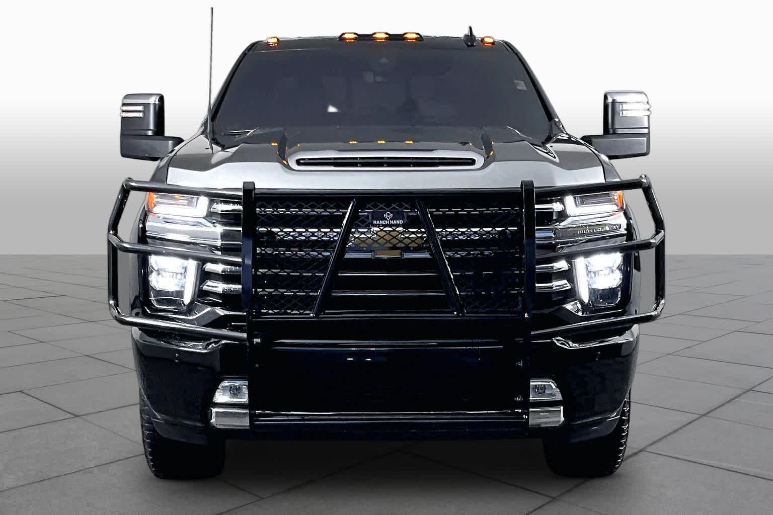Used 2023 Black Chevrolet High Country image 4