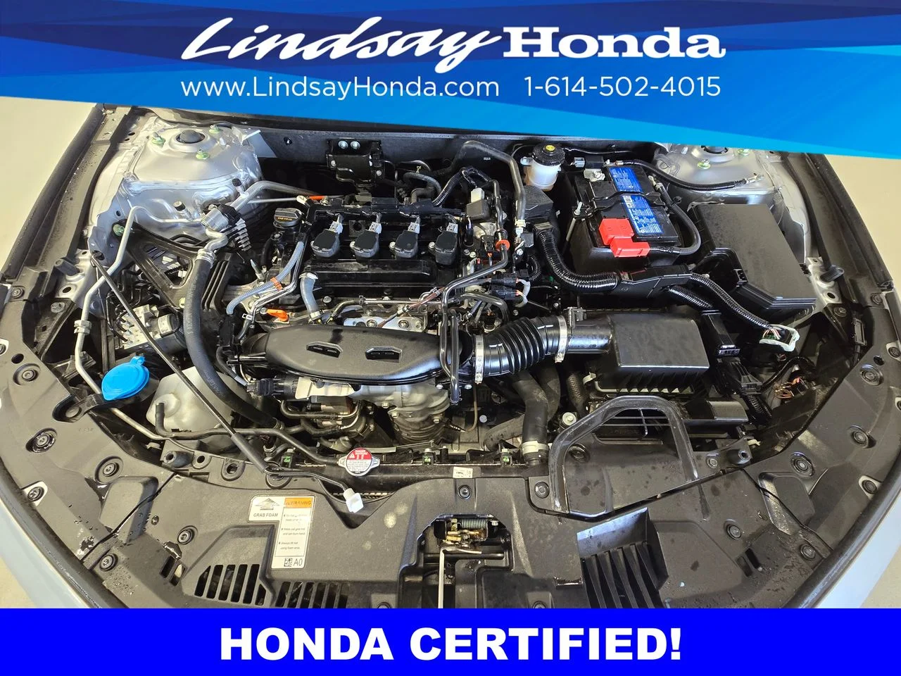 Certified Used 2023 Lunar Silver Metallic Honda LX image 24