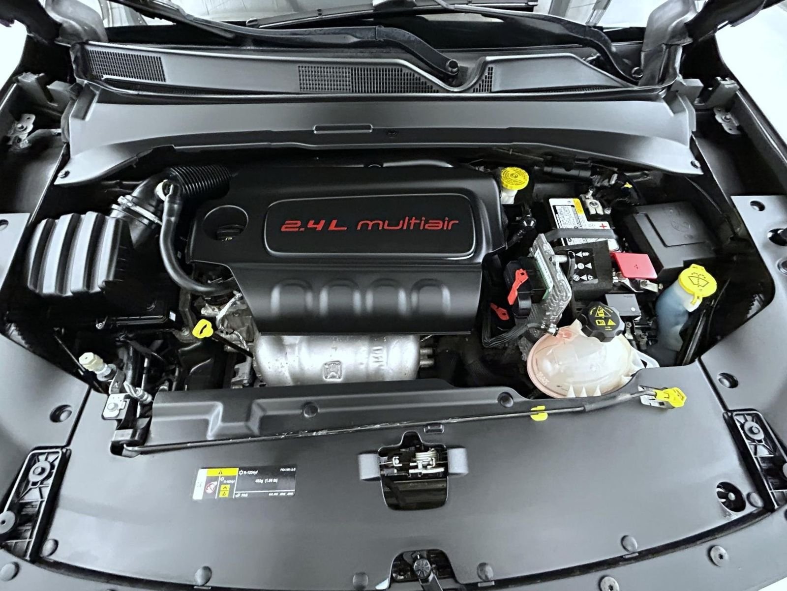 Certified Used 2022 Gray Jeep Latitude Lux image 25