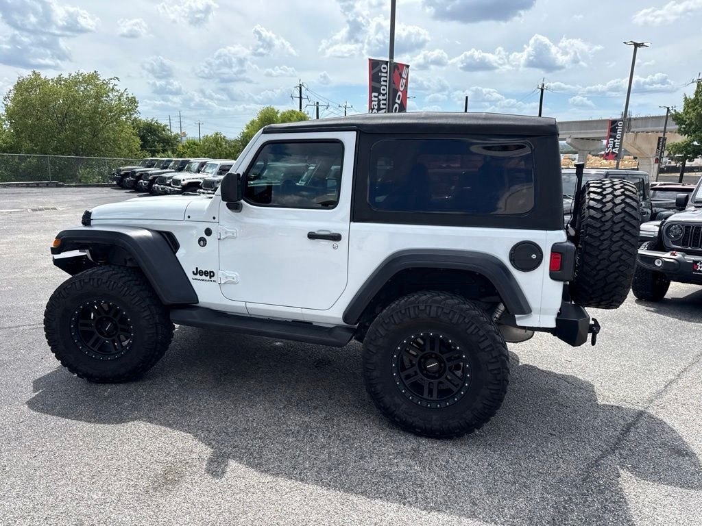 Used 2023 White Jeep Sport S image 19