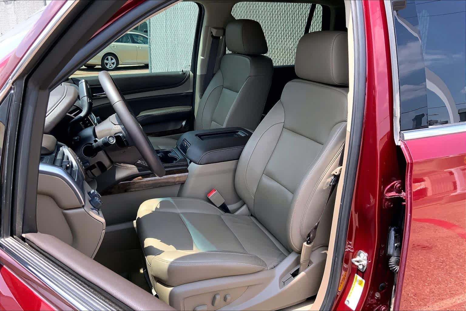Used 2017 Siren Red Tintcoat Chevrolet LT image 8