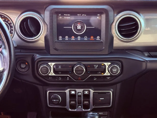 Used 2018 Red Jeep Unlimited Sahara image 26
