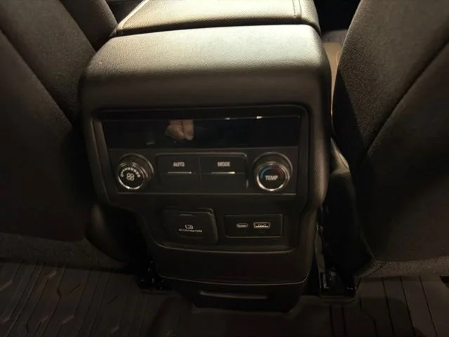 2023 GMC Acadia AT4 - Photo 39