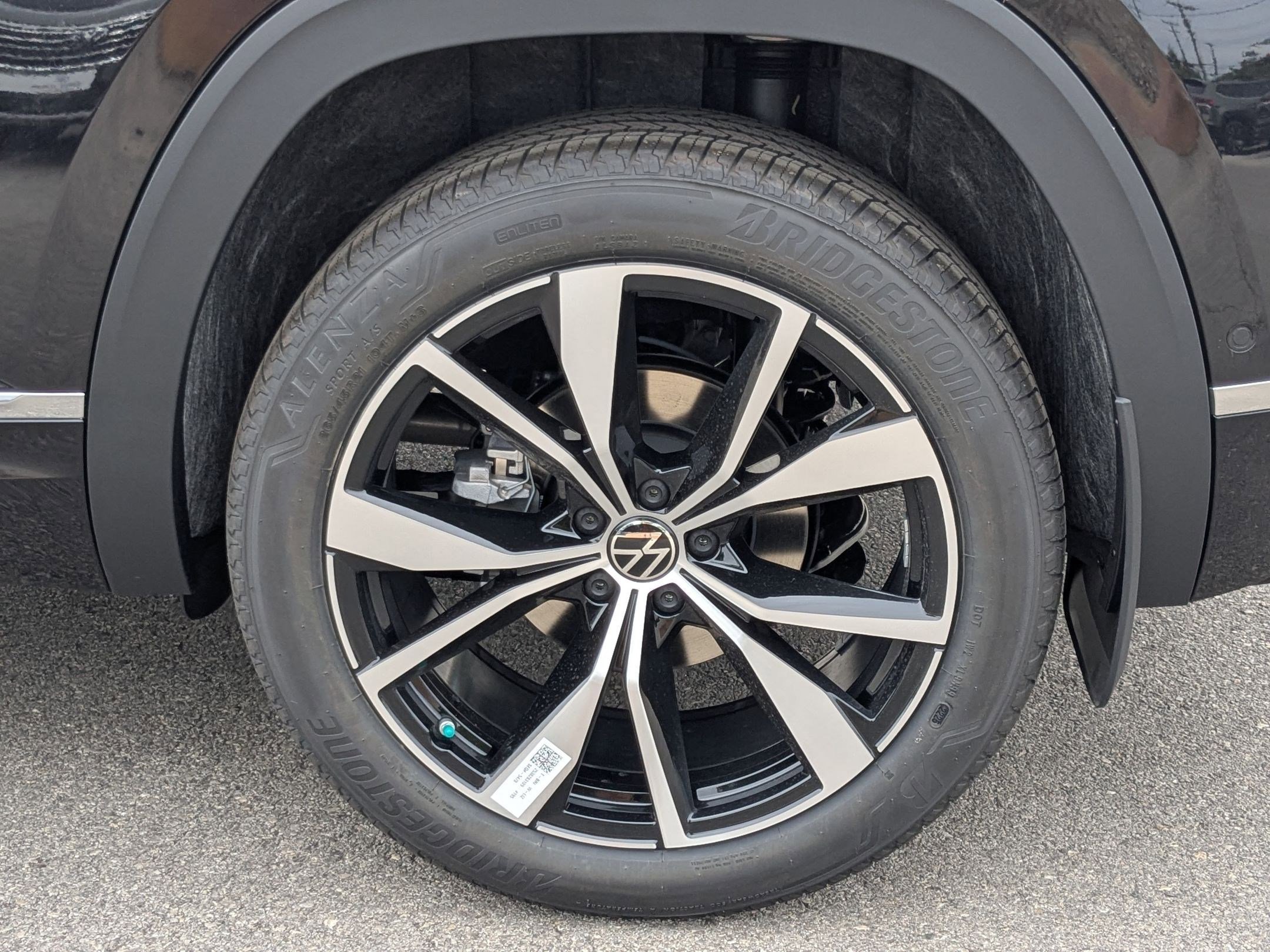 2026 Volkswagen Atlas Cross Sport SEL Premium R-LINE - Photo 17