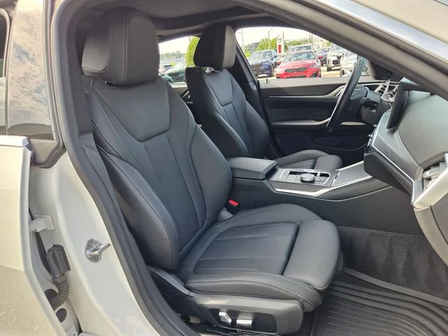 Used 2023 White BMW eDrive40 image 24