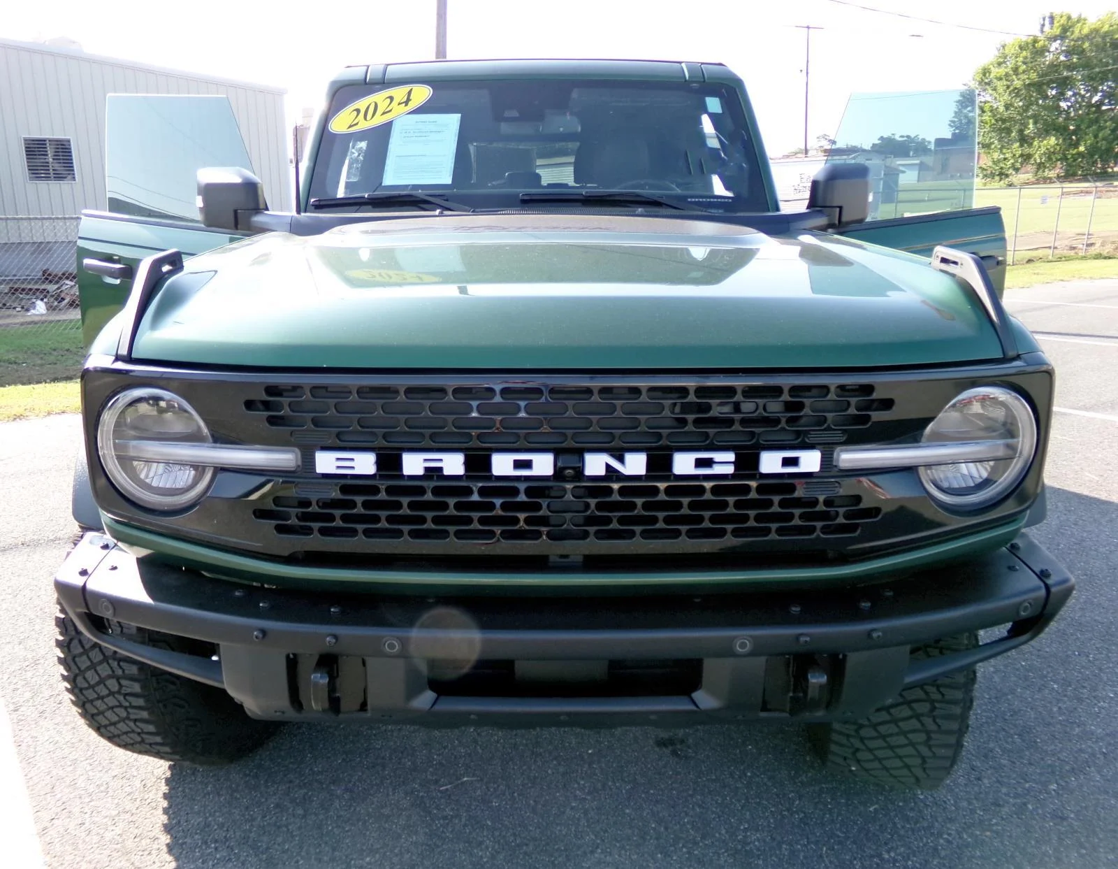Used 2024 Eruption Green Ford Wildtrak image 5