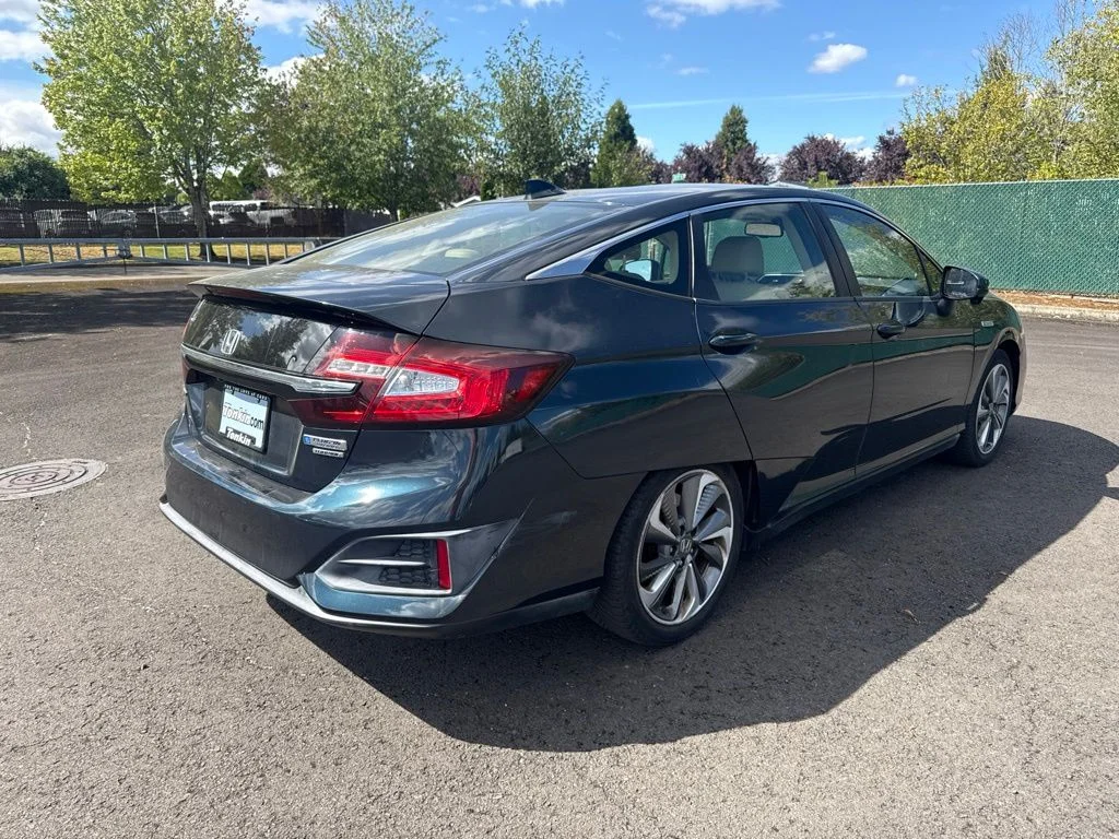 Used 2018 Moonlit Forest Pearl Honda Touring image 7