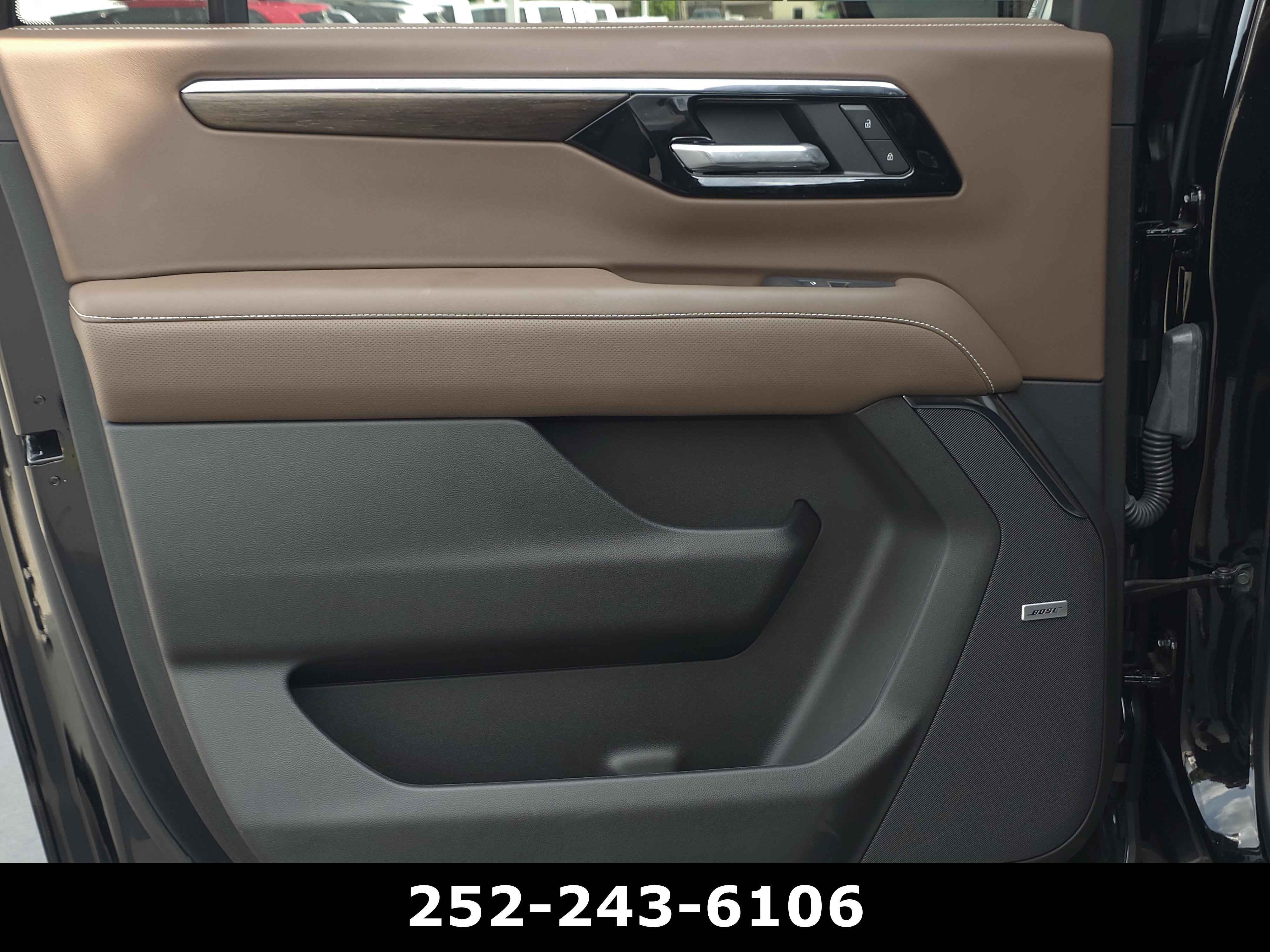 Used 2025 Black Chevrolet High Country image 33