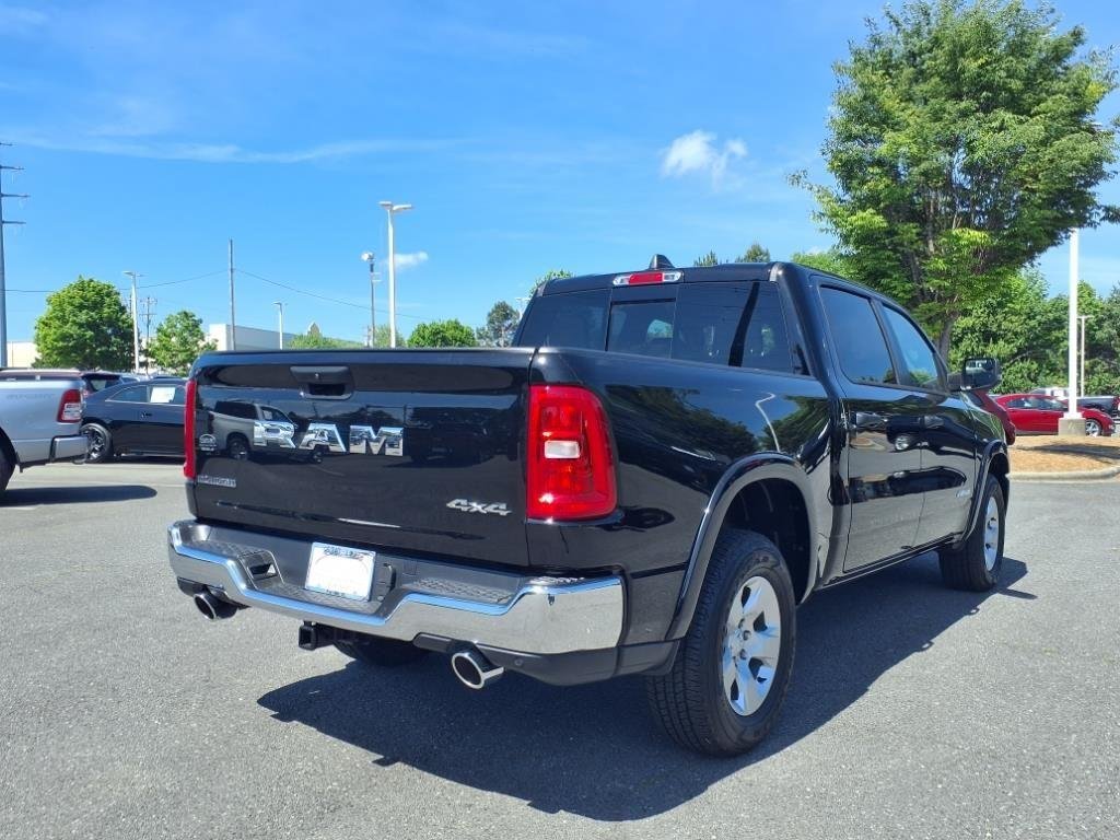New 2025 Diamond Black Crystal Pearl-Coat Exterior Paint RAM Big Horn image 16