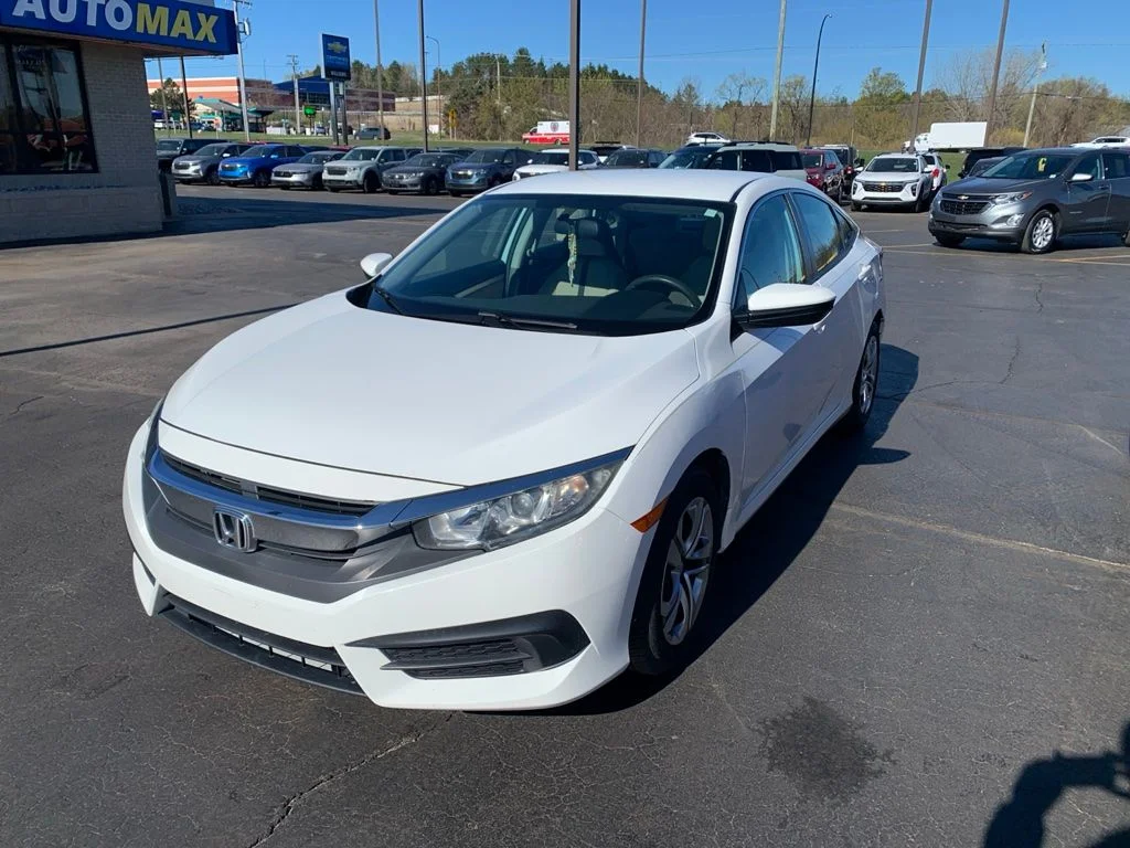 2016 Honda Civic LX's photo
