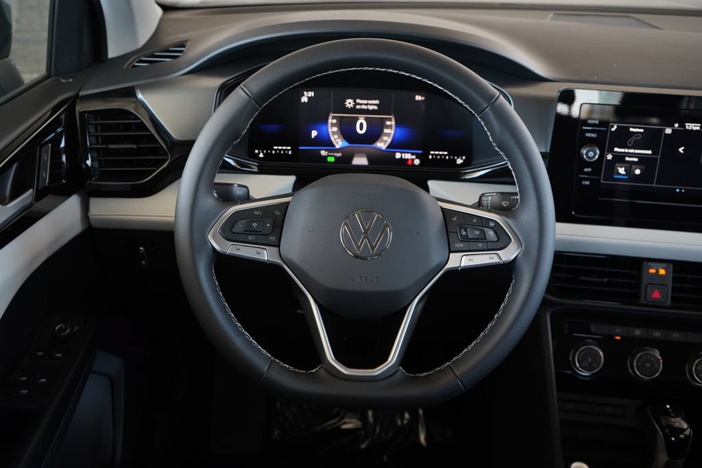 New 2026 Deep Black Pearl Volkswagen 1.5T S image 9