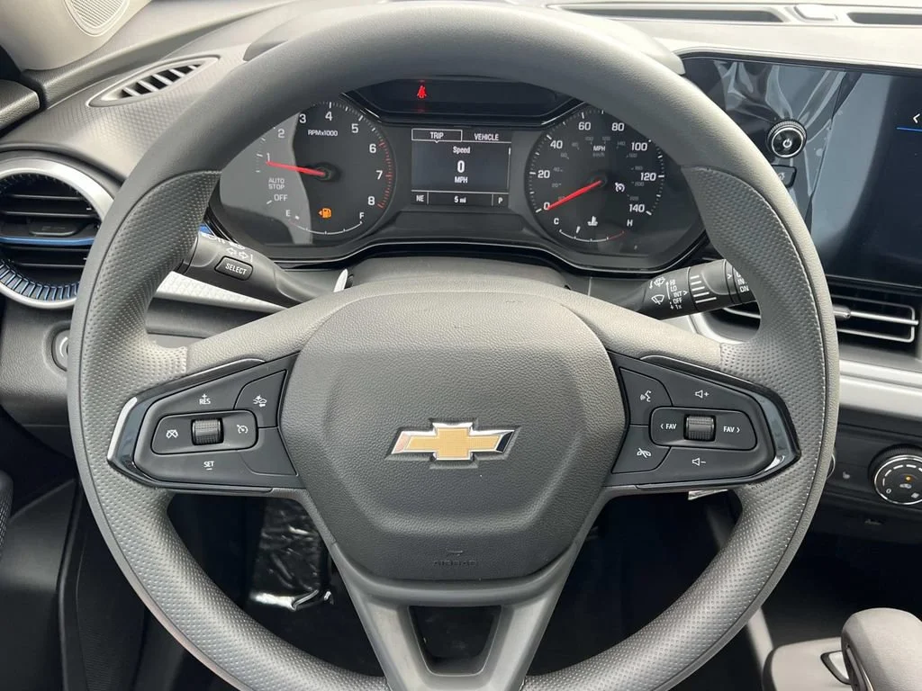2026 Chevrolet Trax LS - Photo 14
