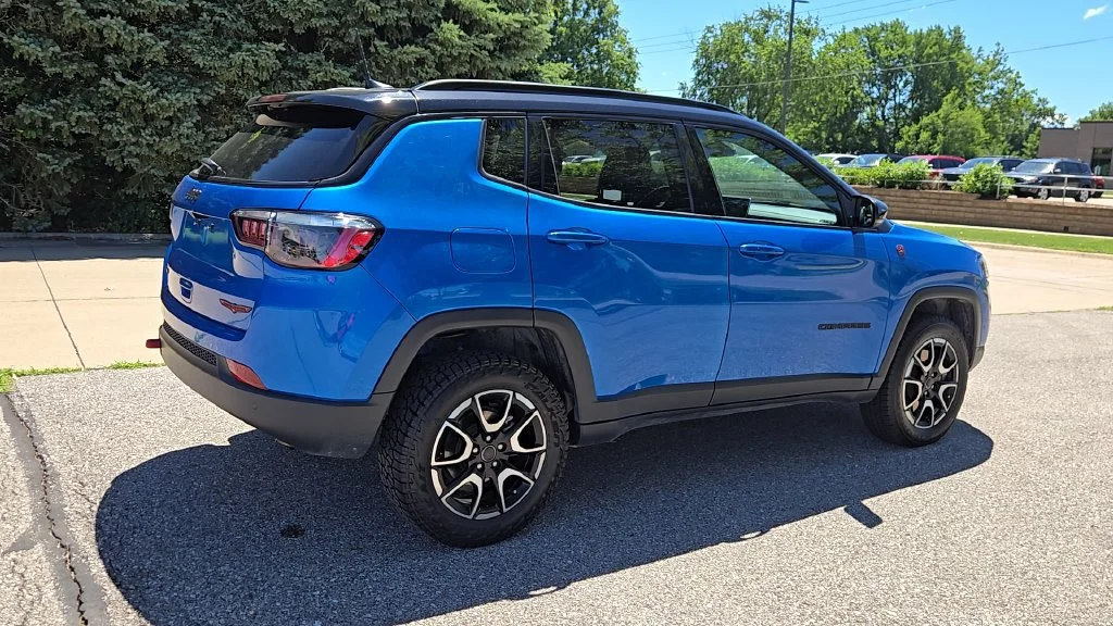 2025 Jeep Compass Trailhawk - Photo 37