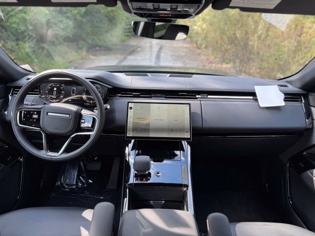 New 2027  Land Rover SE image 21