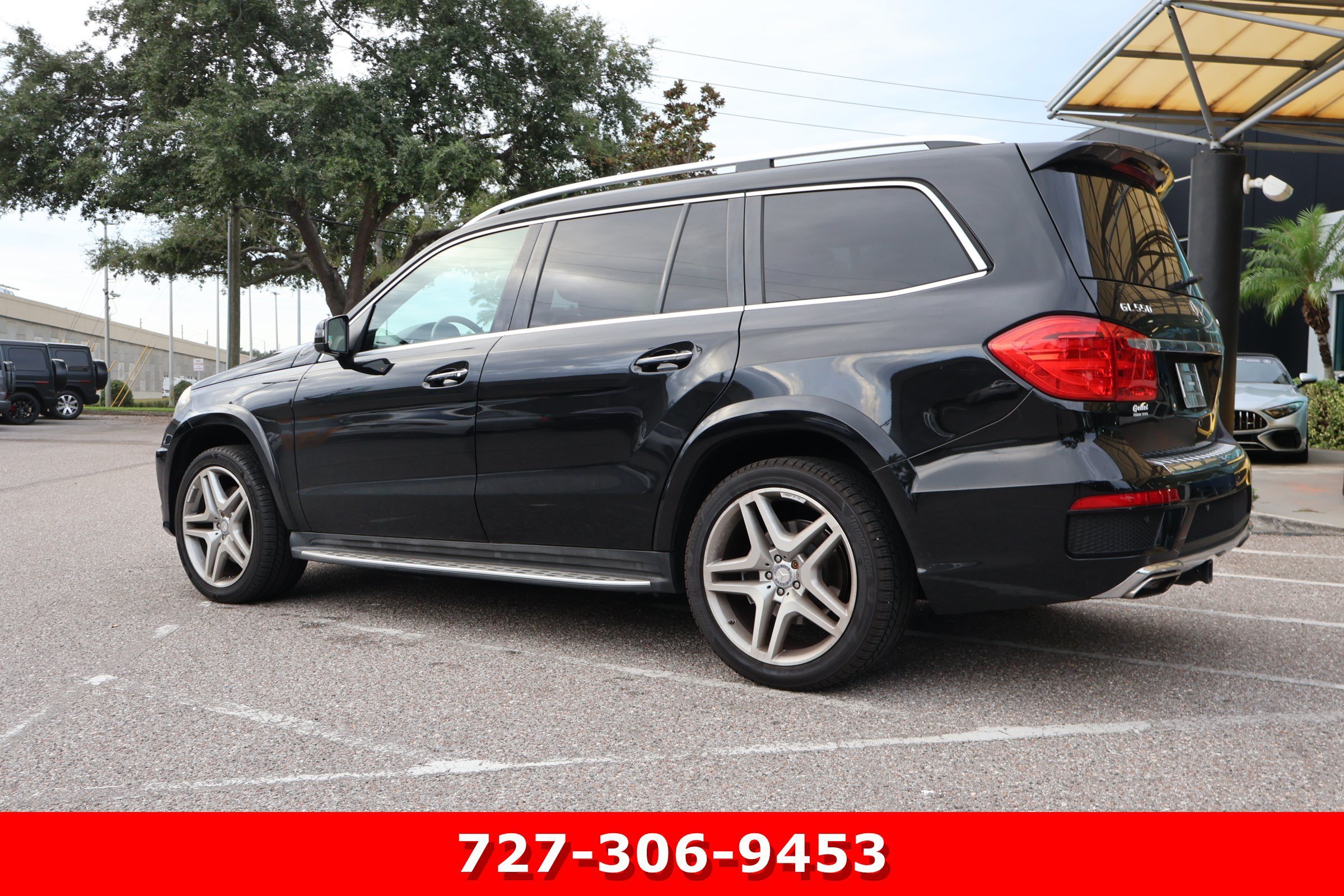 Used 2015 Black Mercedes-Benz GL 550 image 7
