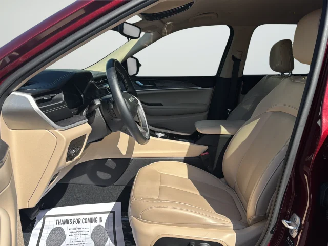 Used 2022 Red Jeep Limited image 10