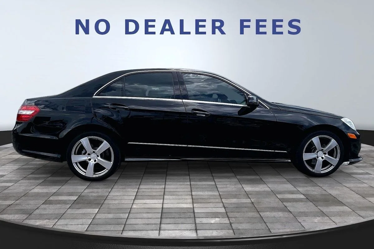 Used 2010 Black Mercedes-Benz  image 30