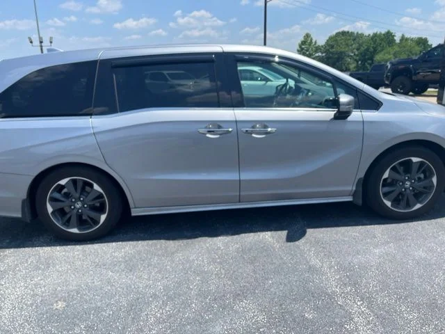 Used 2022 Gray Honda Elite image 4