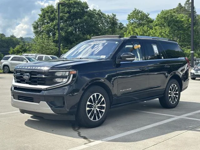 Used 2025 Black Ford Platinum image 19