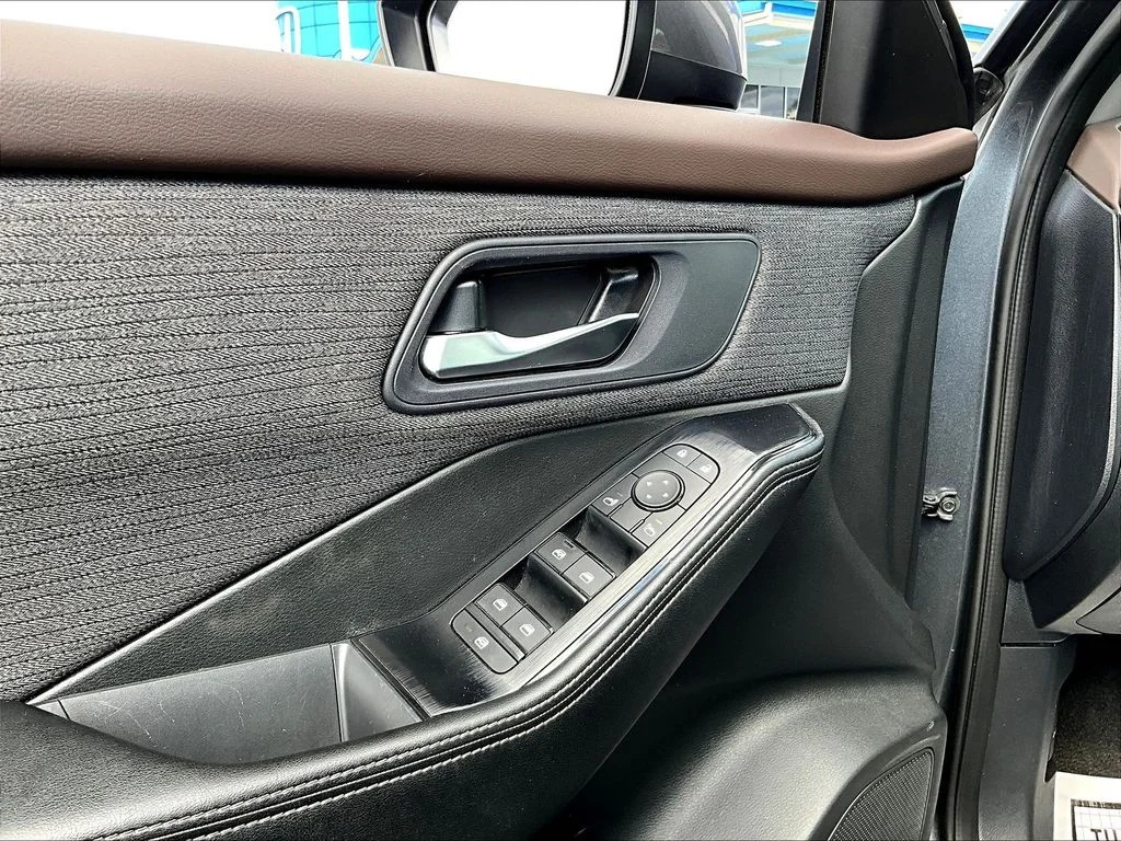 Used 2023 Gun Metallic Nissan SV image 18