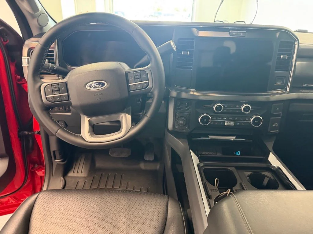 Used 2025 Red Ford Lariat image 17