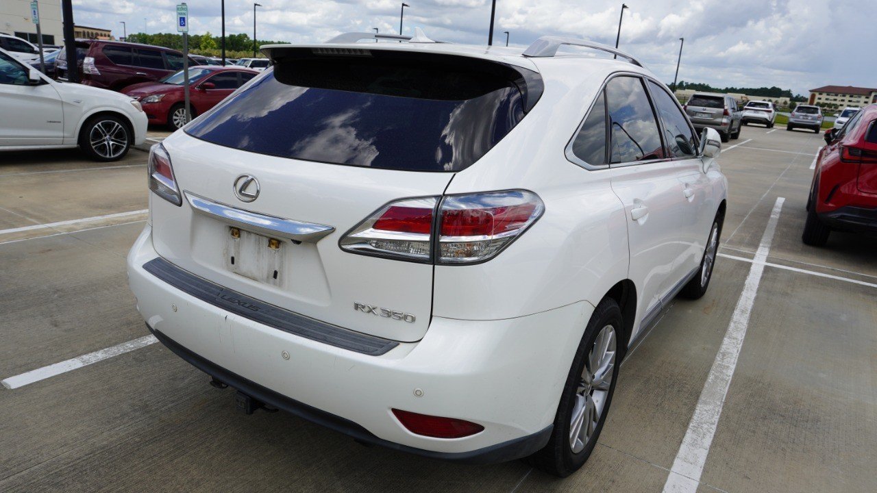 Used 2013 White Lexus  image 6