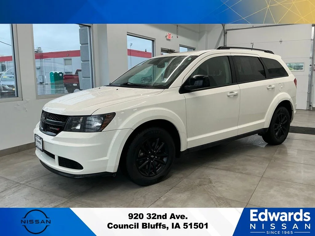 Used 2020 White Dodge SE image 4