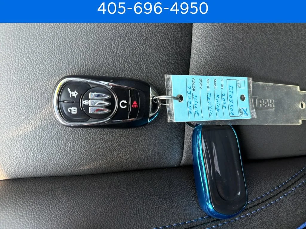 Pre-Owned 2025 Buick Envista Sport Touring