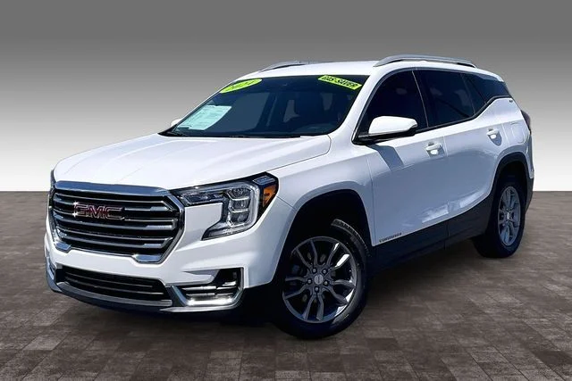 2024 GMC Terrain SLT FWD's photo