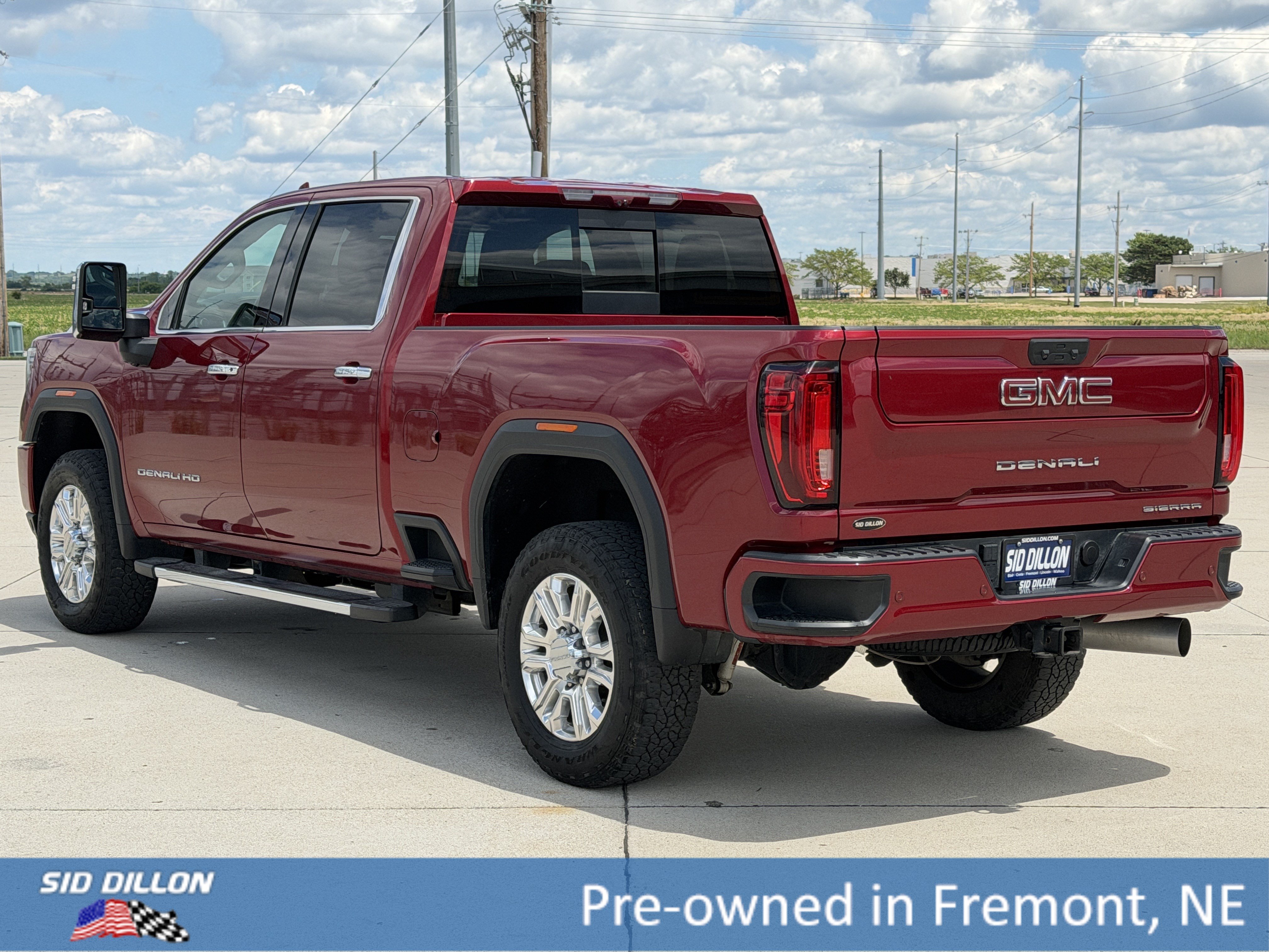 Used 2020 Red Quartz Tintcoat GMC Denali image 7