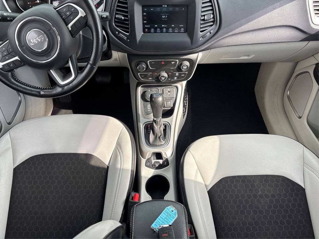 Used 2021 Gray Jeep Latitude image 20