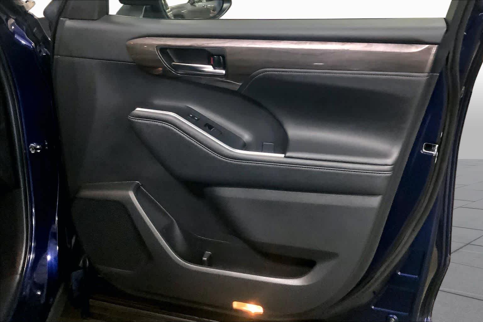 Used 2023 Blueprint Toyota Limited image 23