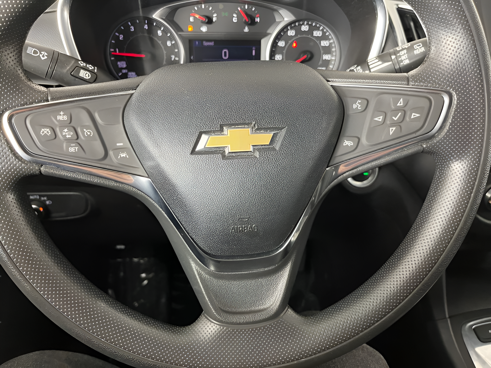 Used 2021 Silver Ice Metallic Chevrolet LT image 21