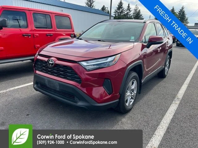 2023 Toyota RAV4 XLE AWD's photo