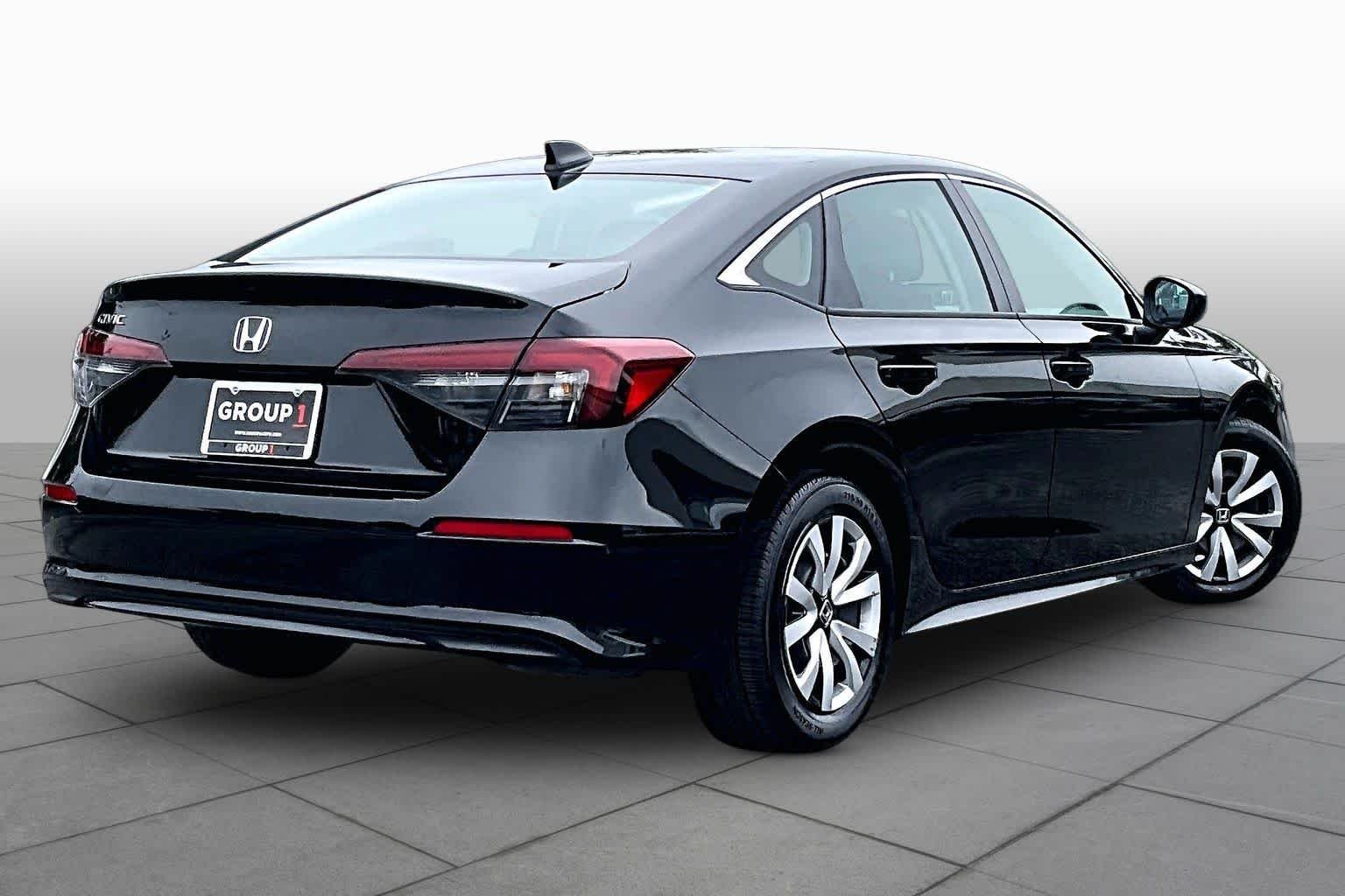 Used 2025  Honda LX image 11