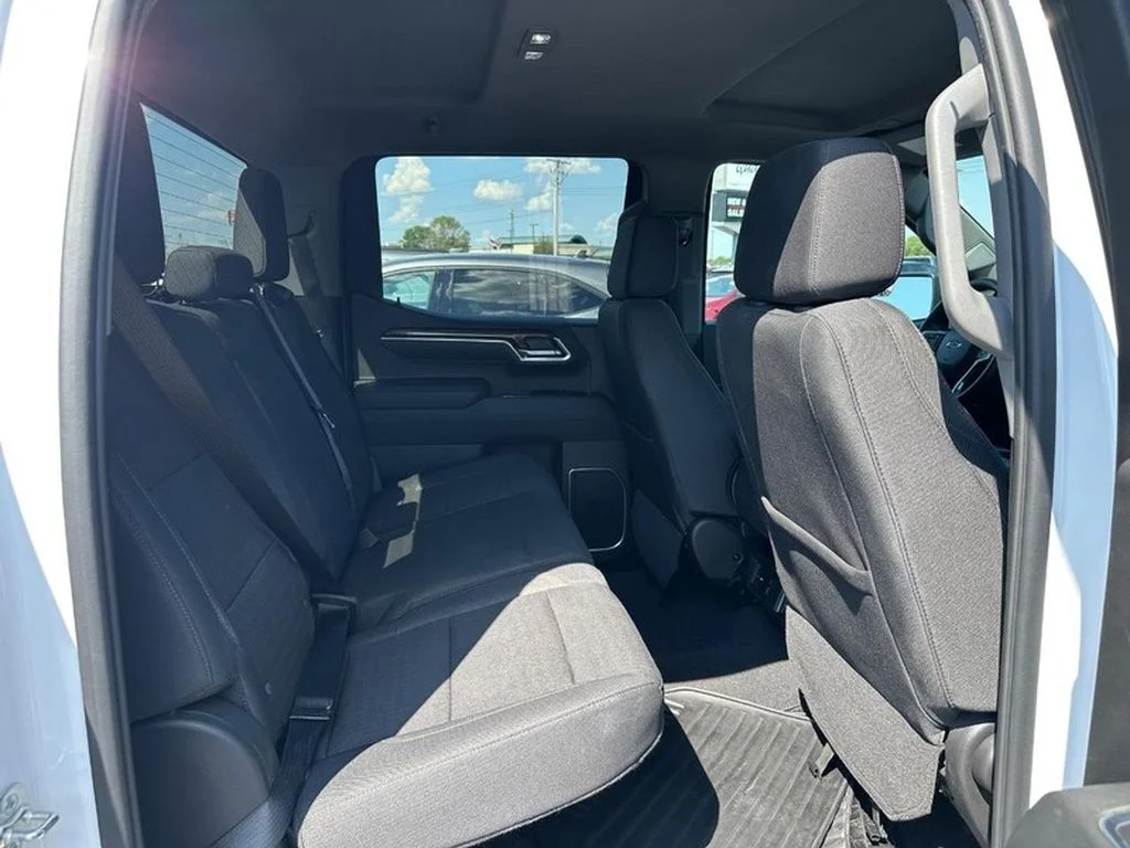 Used 2026 Summit White Chevrolet RST image 10