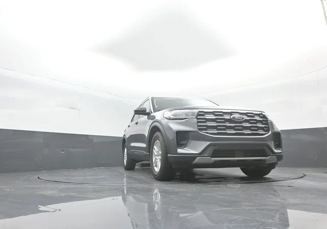 New 2026 Carbonized Gray Metallic Ford Active image 33