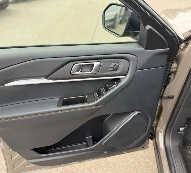 New 2026 Marsh Gray Ford Tremor® image 13