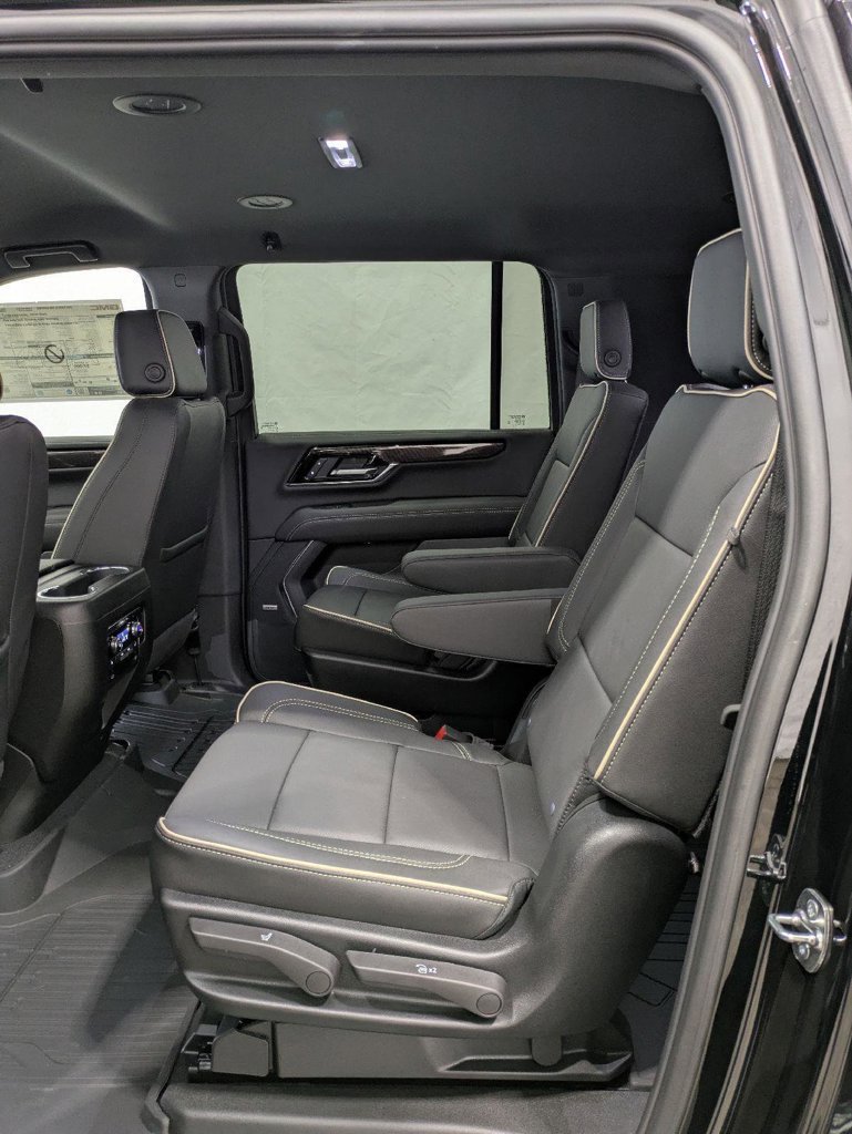 2026 GMC Yukon XL Elevation - Photo 9