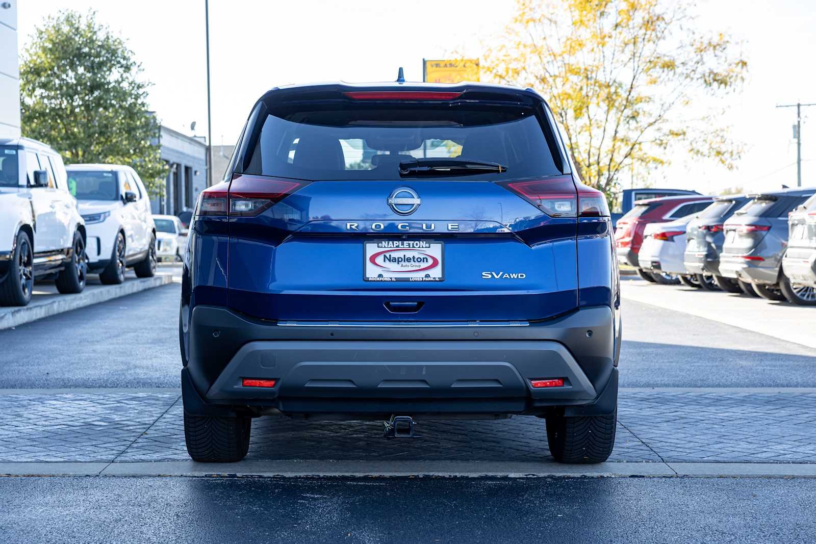 Used 2023 Caspian Blue Metallic Nissan SV image 6