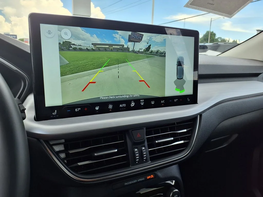Used 2025 Gray Ford Platinum image 30