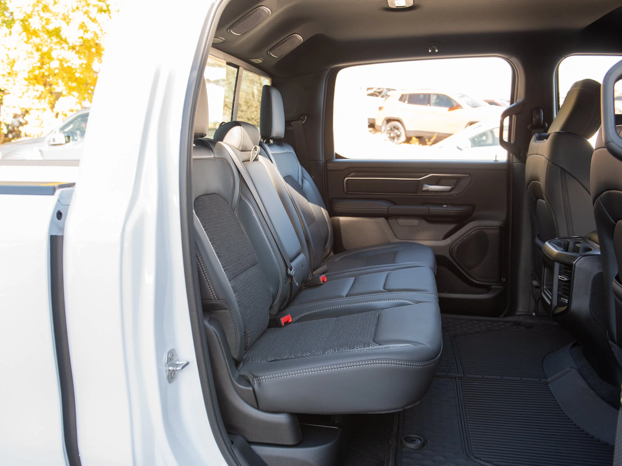 New 2026 White RAM Sport* Crew Cab 4x4, HEMI V8 image 20