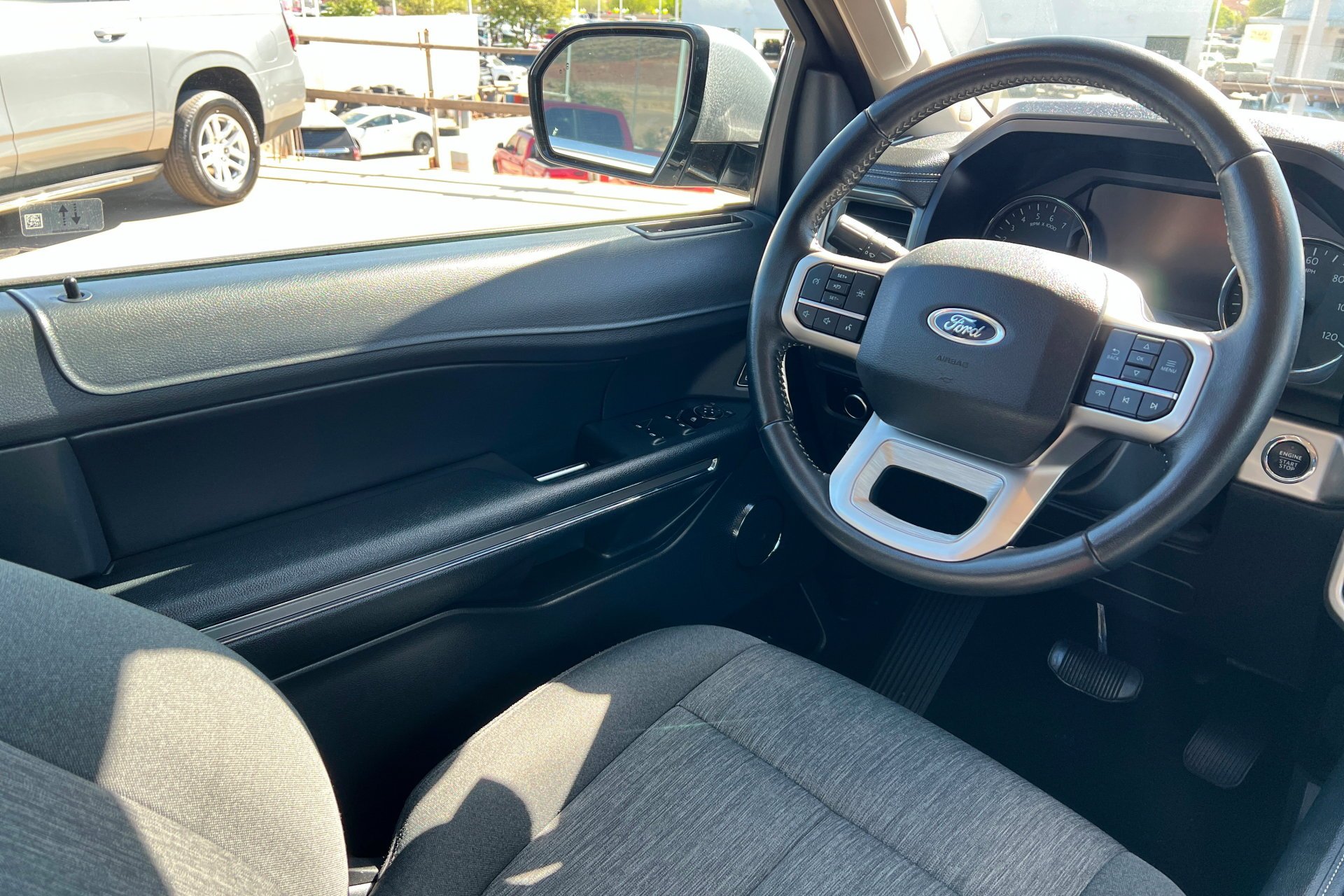Used 2024 Silver Ford XLT image 12